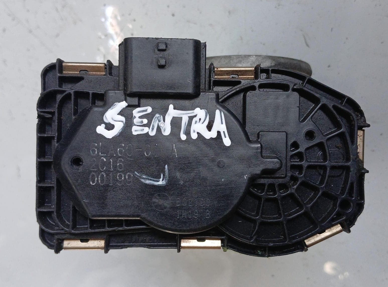 Cuerpo de AceleraciónNissan Sentra