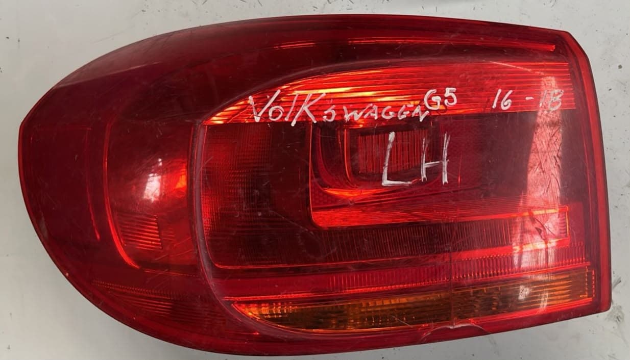 Foco trasero izquierdo Volkswagen Tiguan