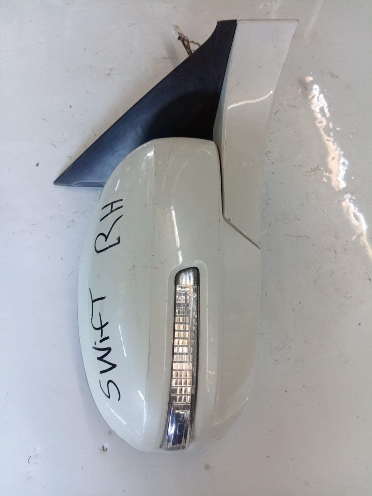 Espejo derecho Suzuki Swift