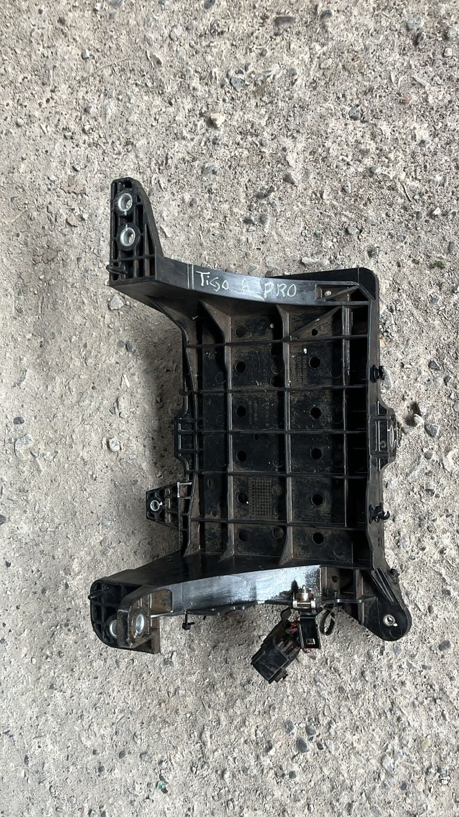 Soporte de batería Chery Tiggo 8pro