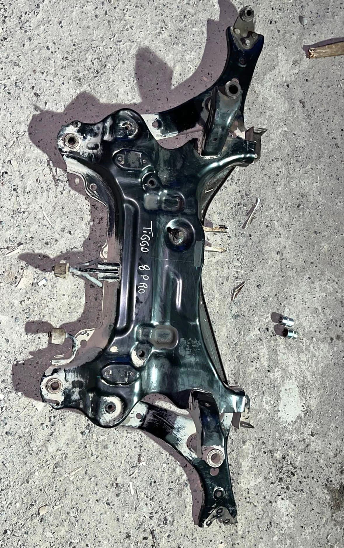 Cuna chery tiggo 8 pro