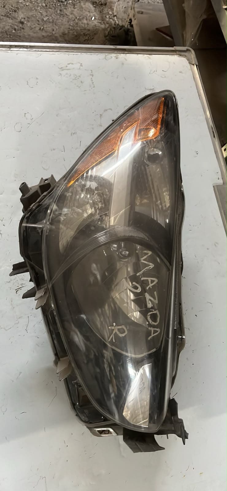 Óptico derecho Mazda 2