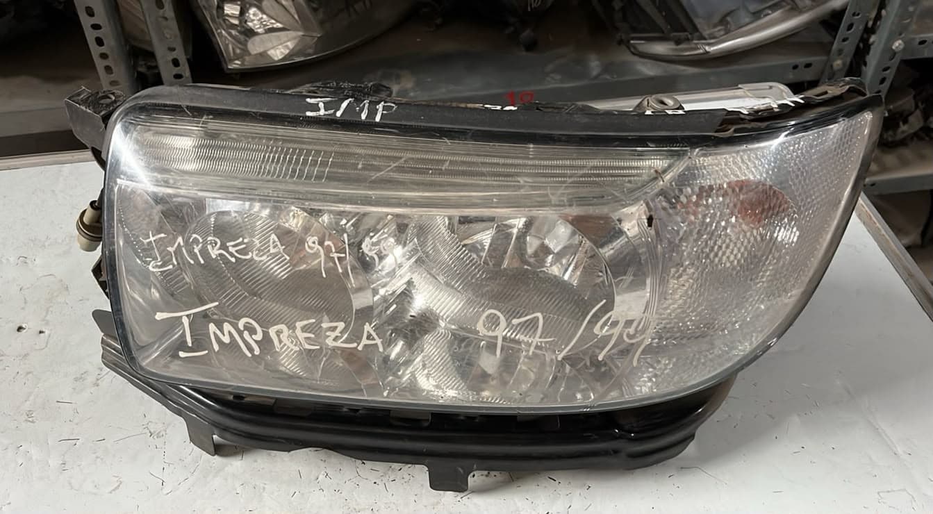 Óptico derecho Subaru Impreza 97/99