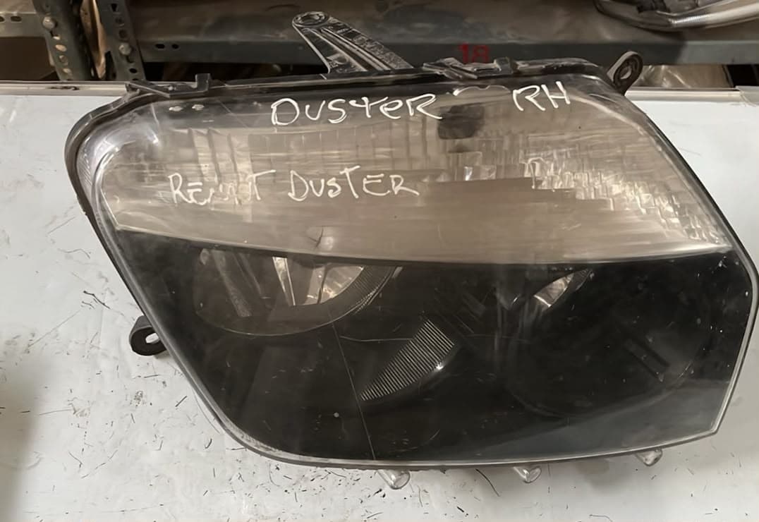 Óptico derecho Renault Duster