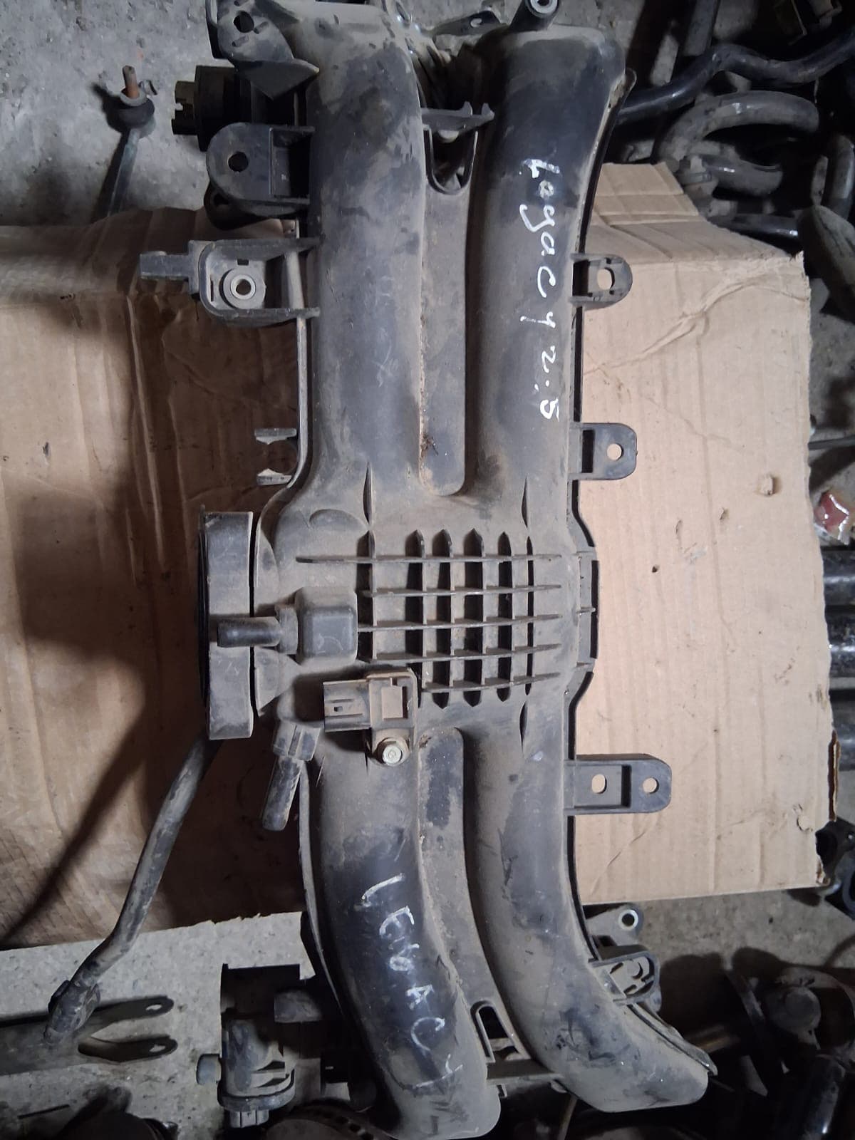 Múltiple de admisión Subaru legacy