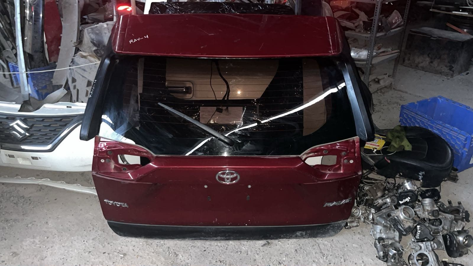 Portalón Toyota Rav4
