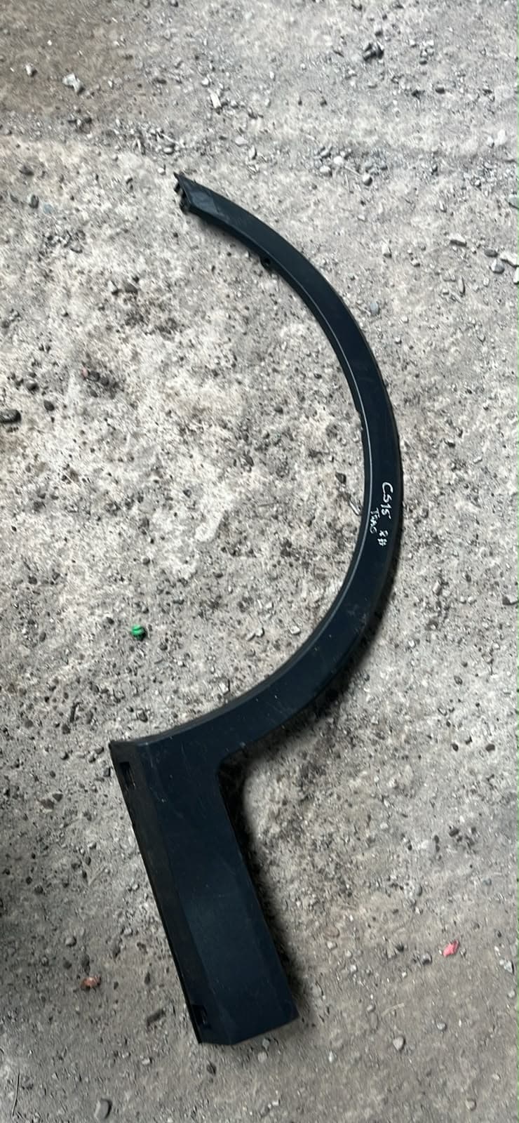 Moldura trasera derecha Changan Cs15