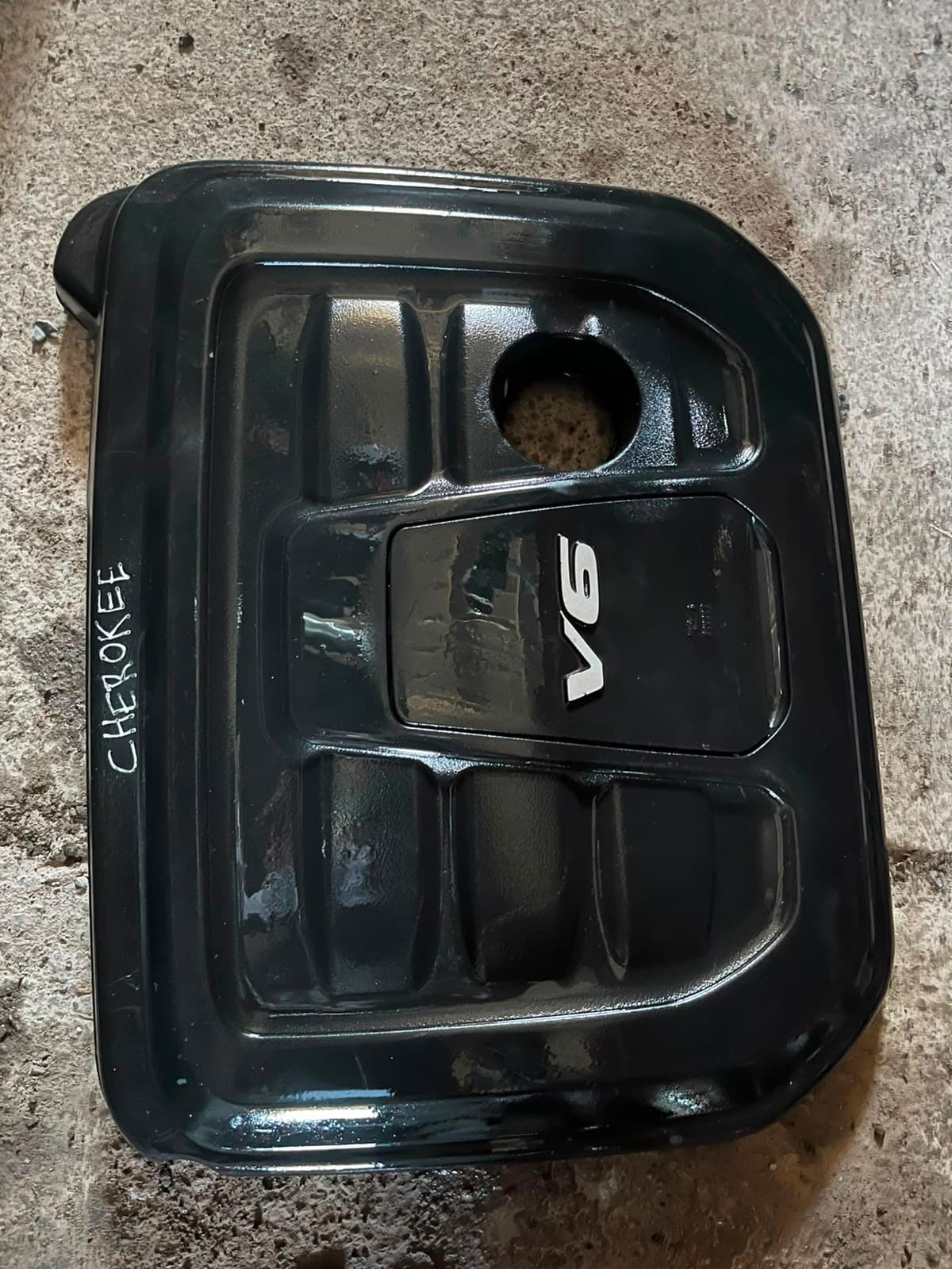 Tapa de motor Jeep Cherokee