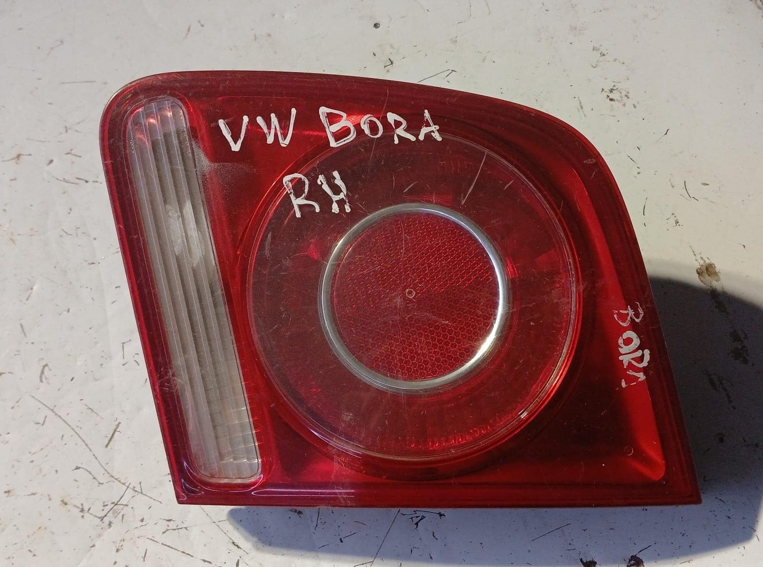 Foco trasero derecho volkswagen bora