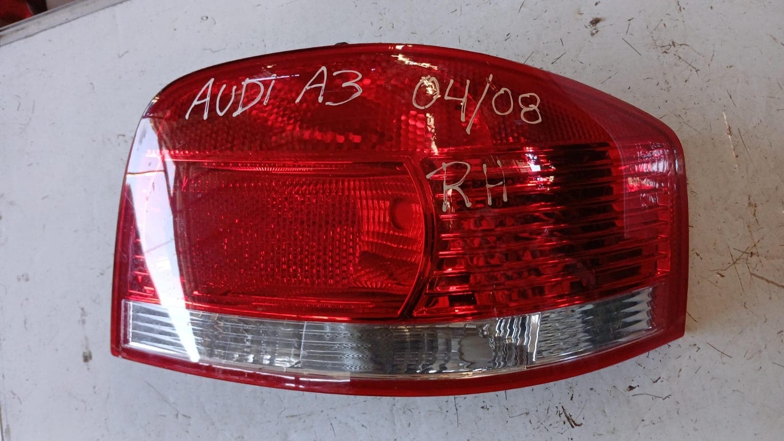 Foco trasero derecho audi a3