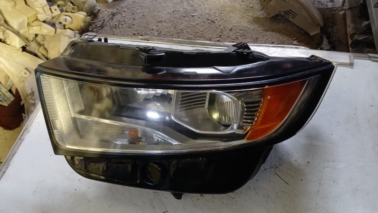 Óptico izquierdo Ford Edge