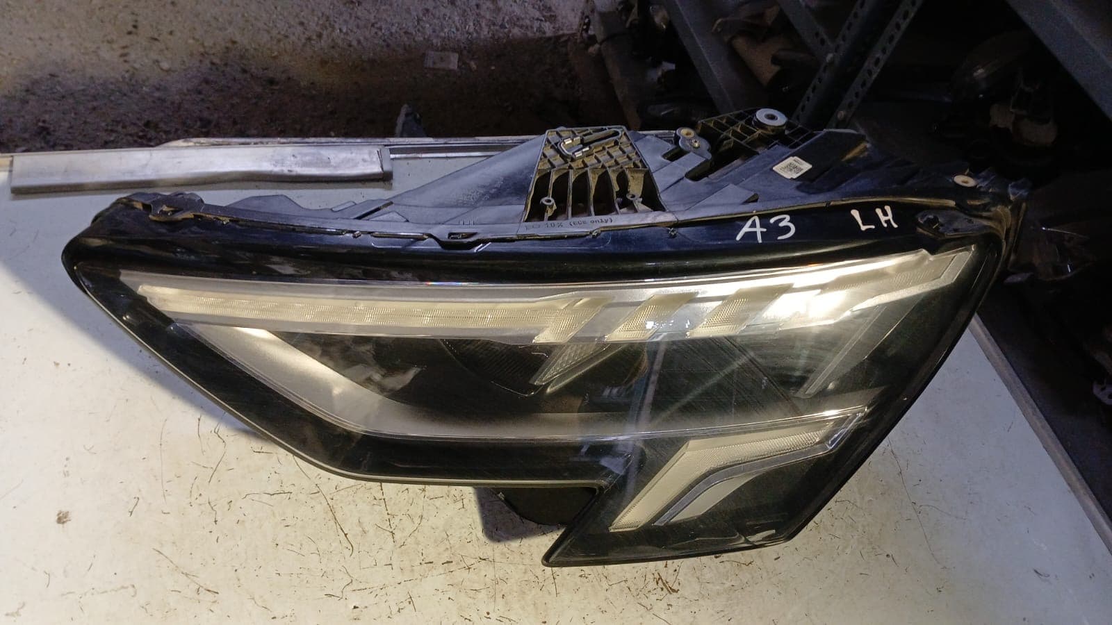 Óptico izquierdo Audi A3
