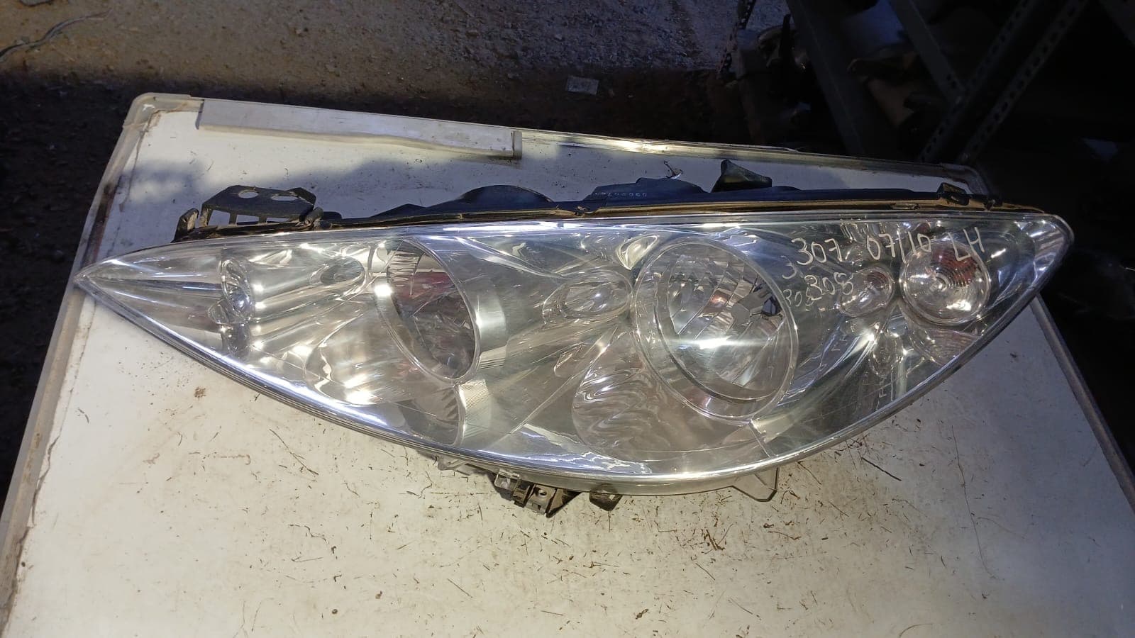 Óptico izquierdo Peugeot 307/308