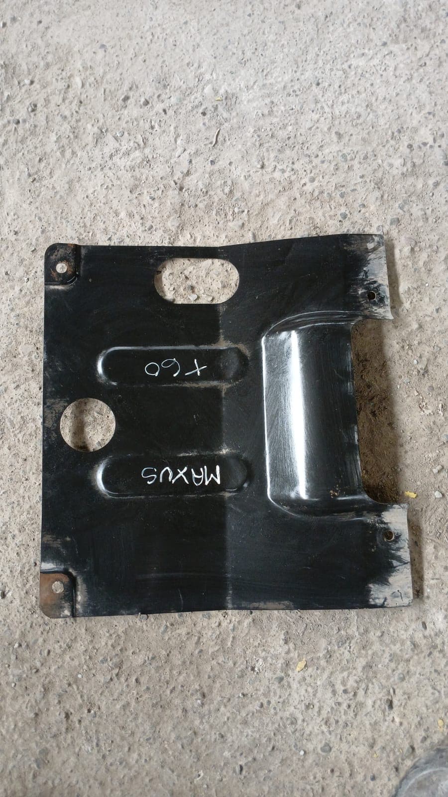 Cubre cárter Maxus T60