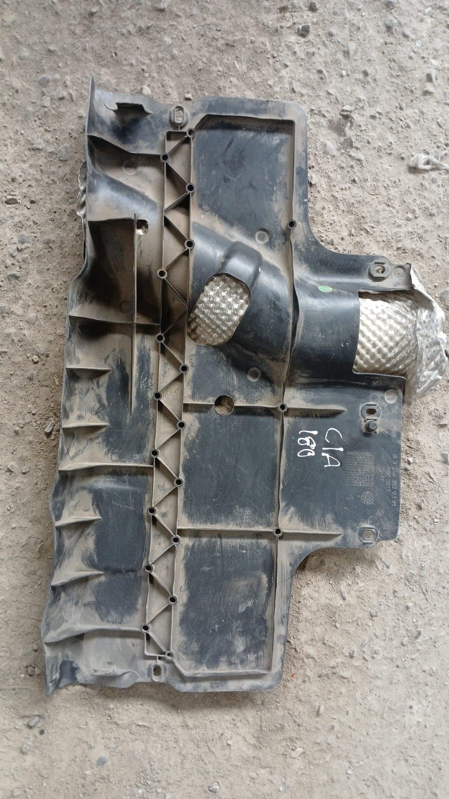 Cubre Cárter Mercedes benz cla180