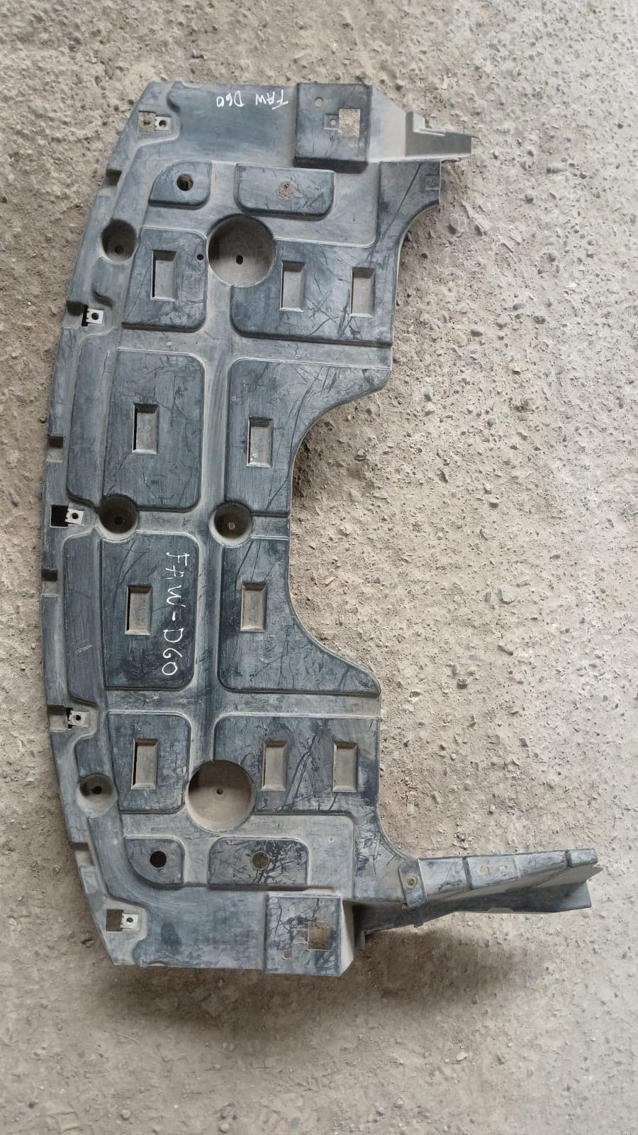 Cubre Cárter Faw D60