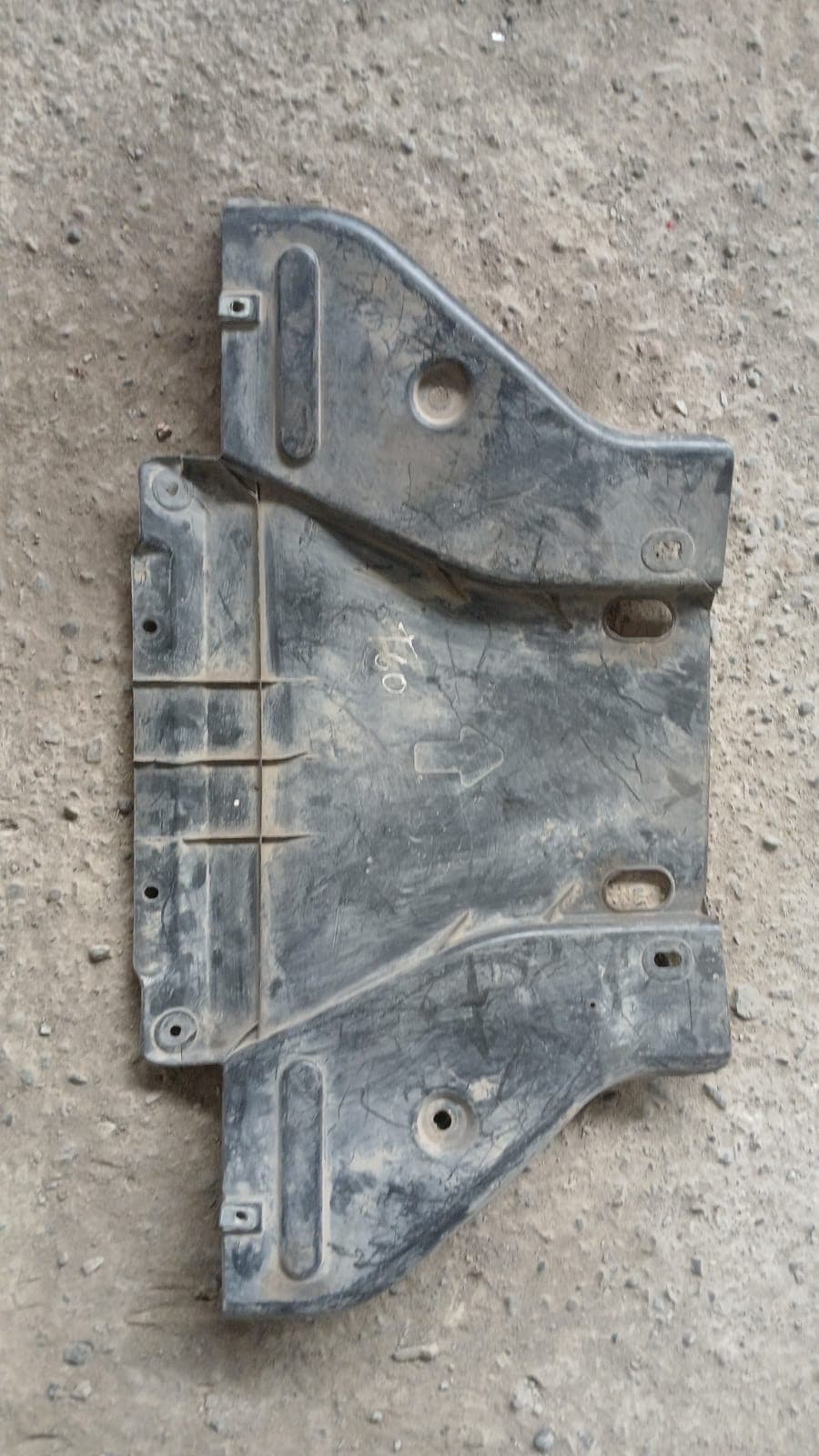 Cubre cárter Maxus T60