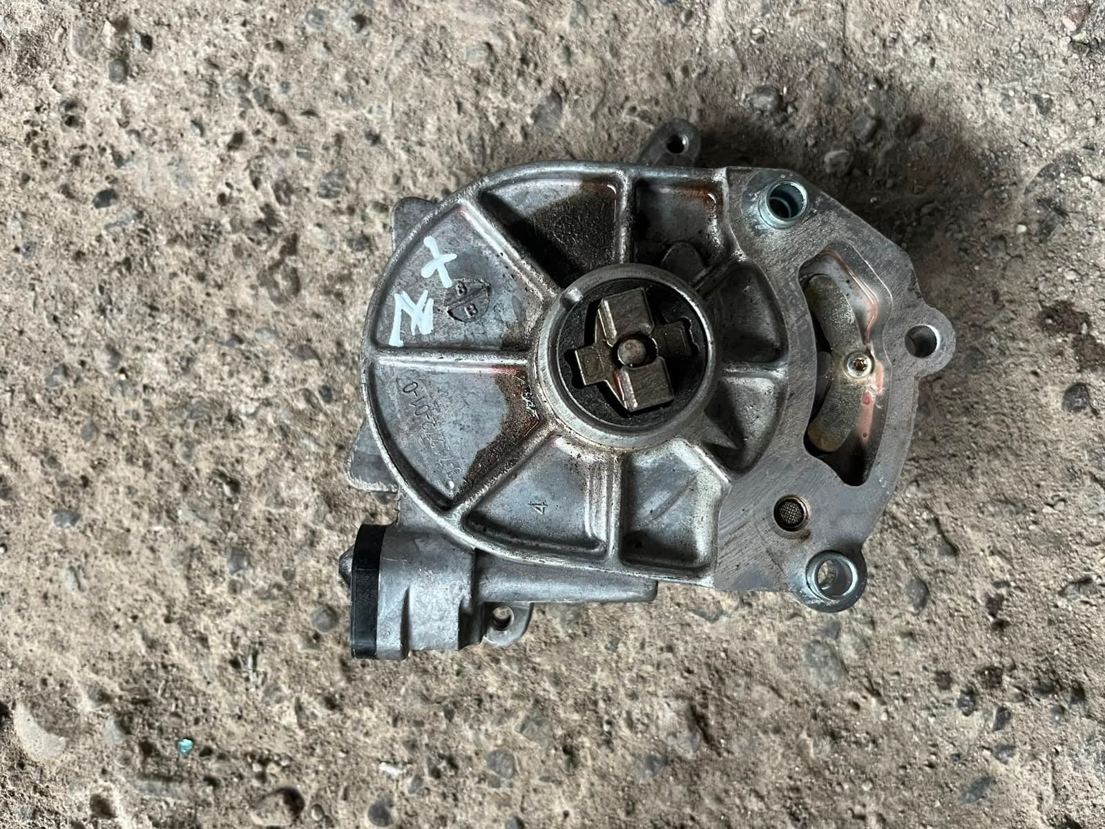 Bomba de Vacio MG ZX
