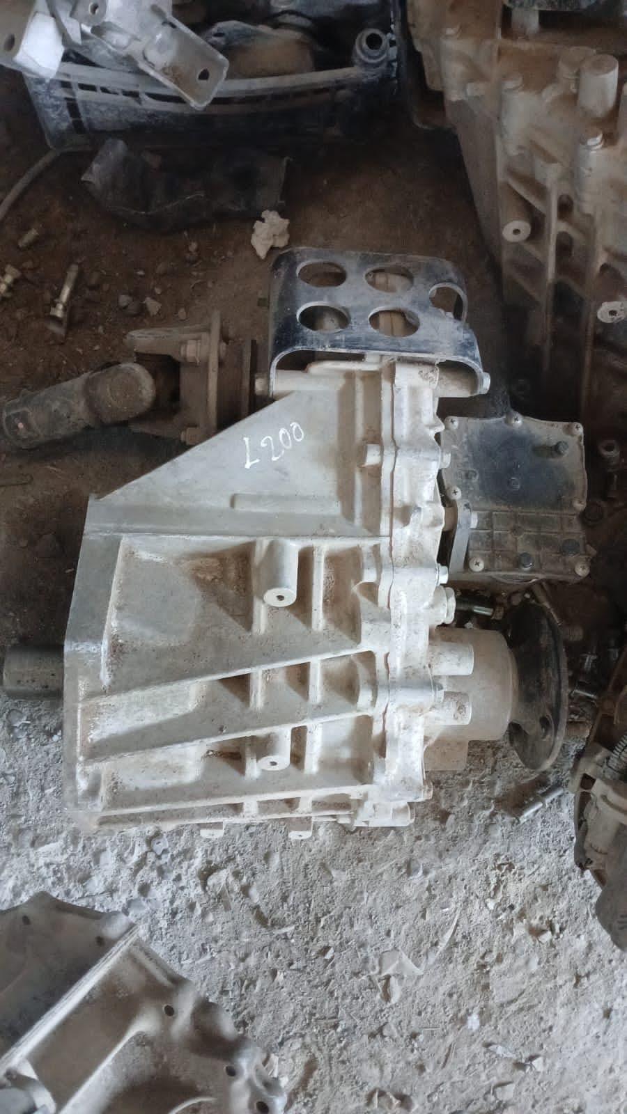 Transfer Mitsubishi L200