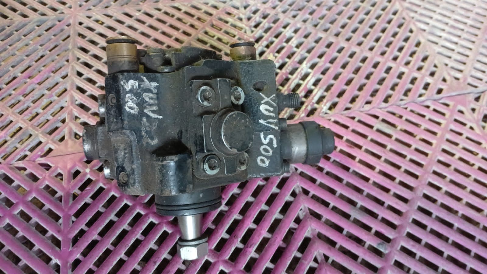 Bomba Inyectora Mahindra XUV500