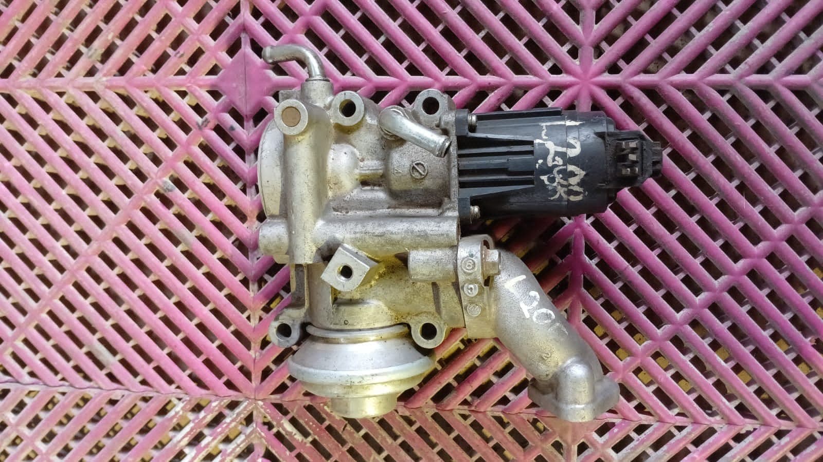 Válvula EGR Mitsubishi L200