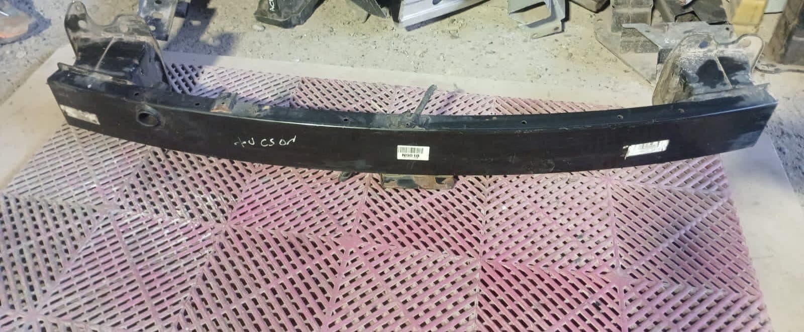 Refuerzo de Parachoque Hyundai Tucson