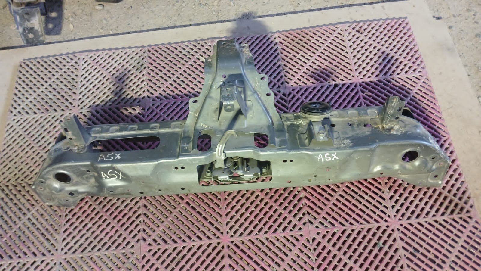 Refuerzo de Parachoque Mitsubishi ASX