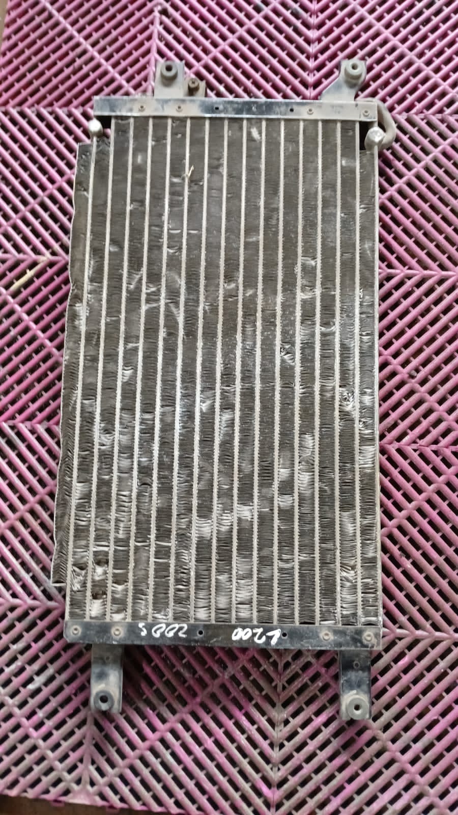 Radiador de Aire Mitsubishi L200