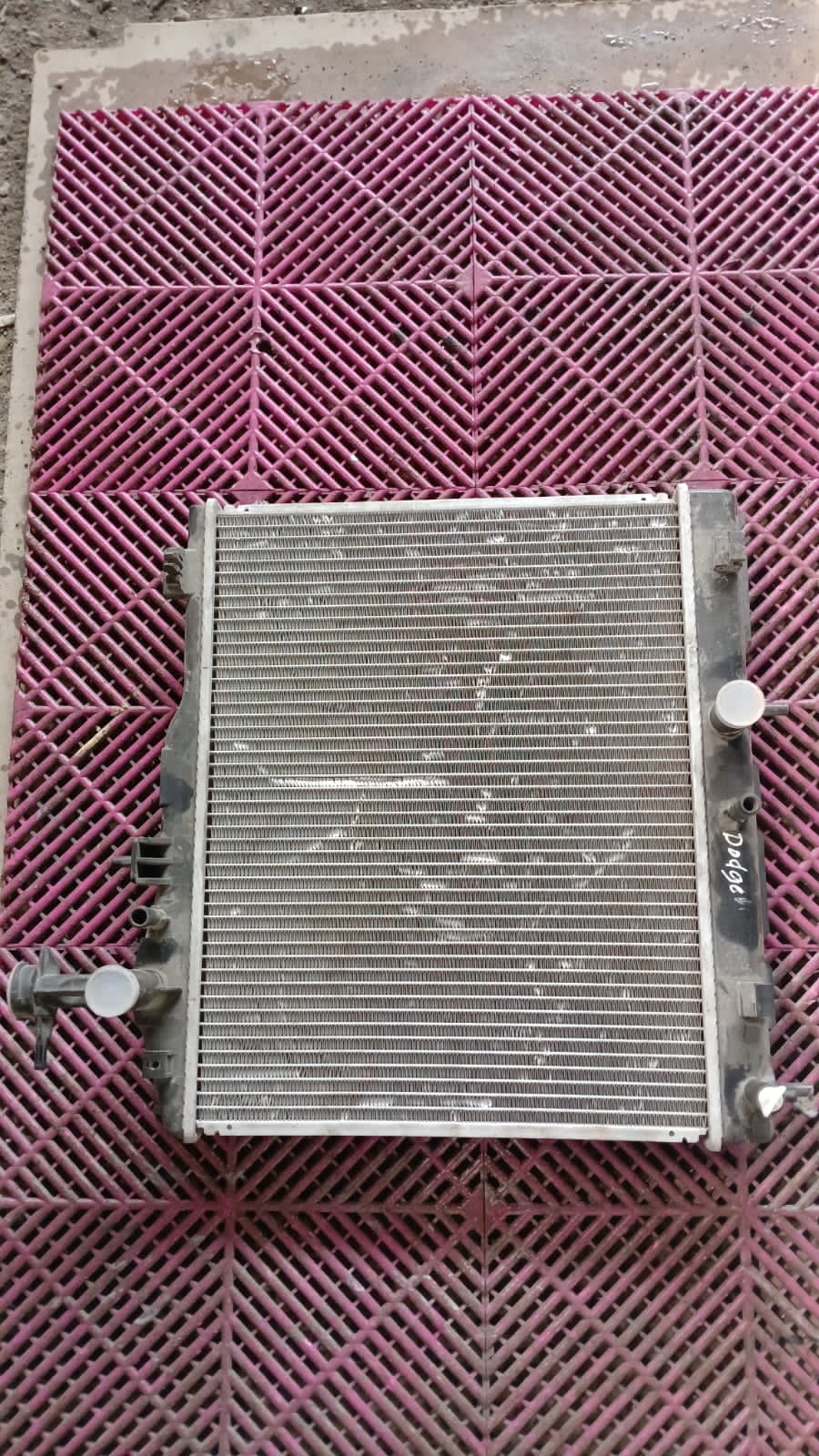Radiador de Agua Dodge