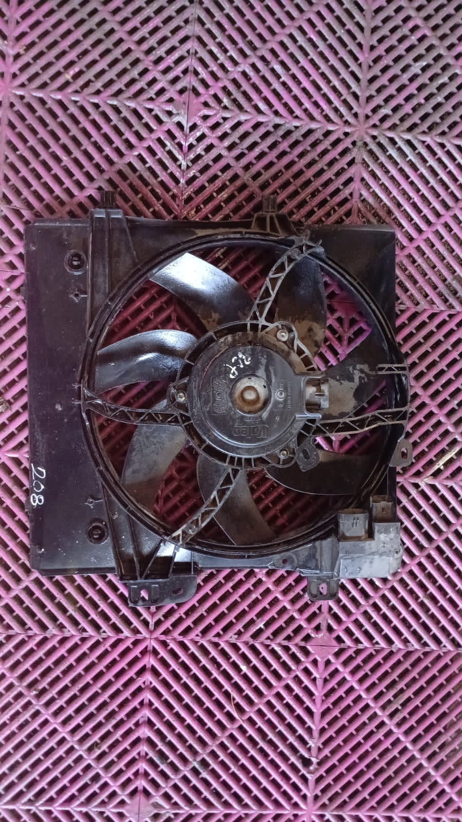 Electroventilador Peugeot 208