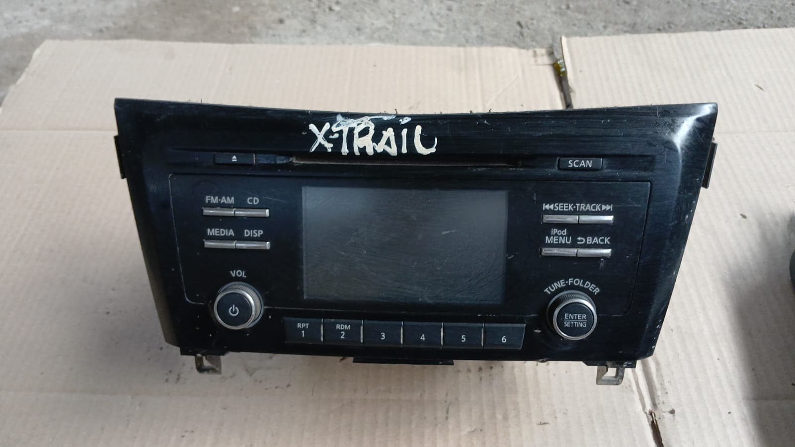 Radio Nissan X-Trail