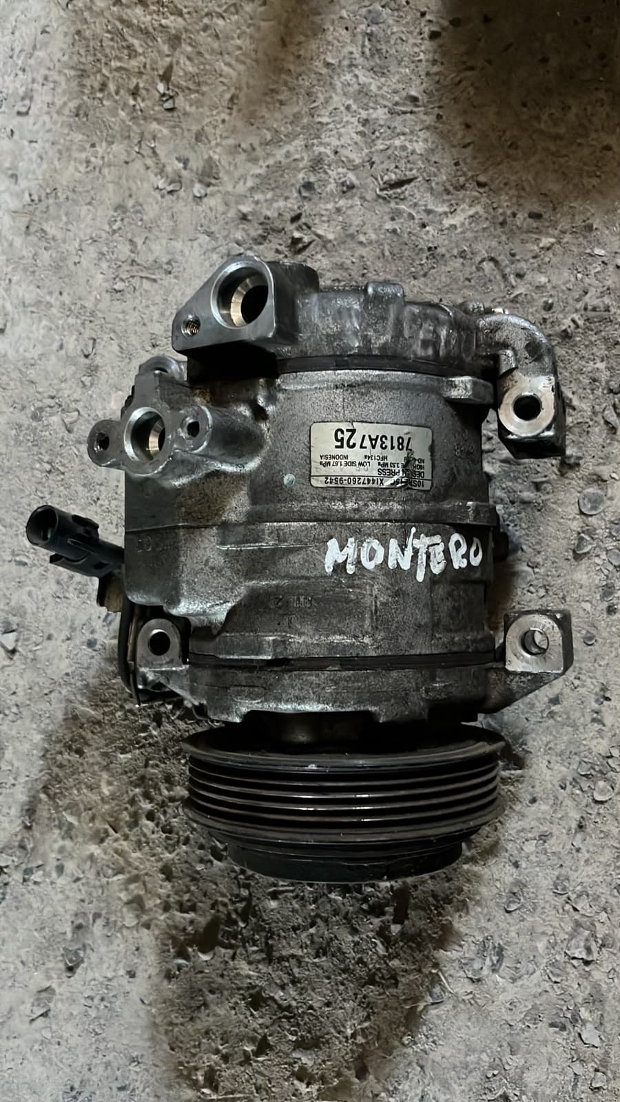 Compresor de Aire Acondicionado Mitsubishi Montero