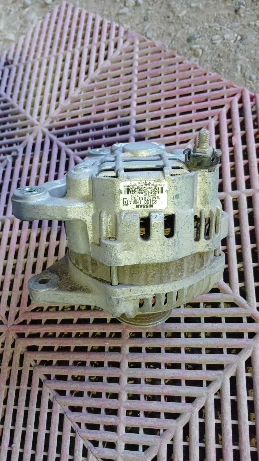 Alternador Nissan Versa