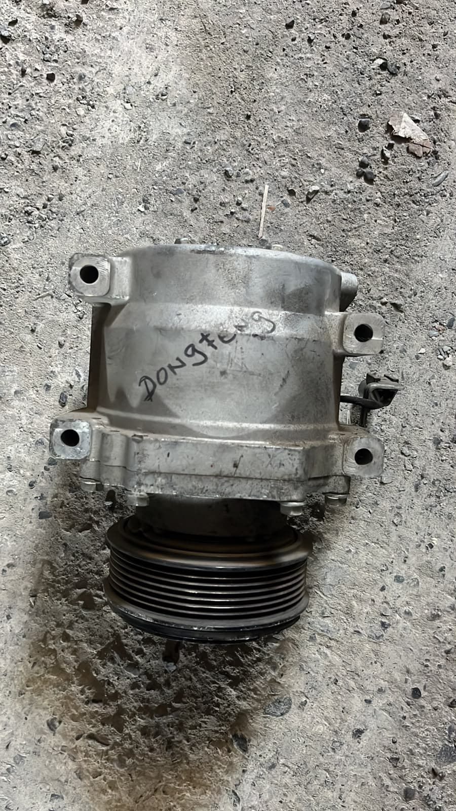 Compresor de Aire Acondicionado Dongfeng T5L